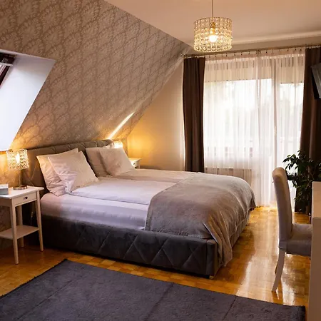 Biala Magnolia Villa *