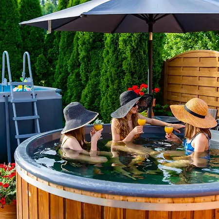 Biala Magnolia Nowy Targ