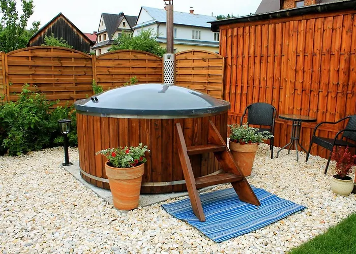 Biala Magnolia מלון