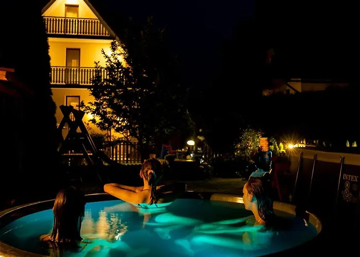 Biala Magnolia נובי טארג