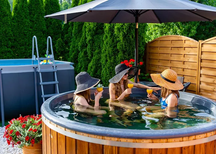 Biala Magnolia נובי טארג