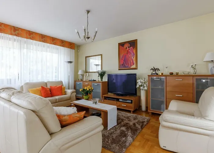 Biala Magnolia נובי טארג