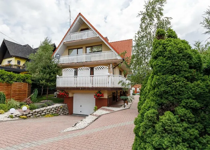 Biala Magnolia * נובי טארג