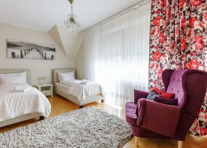 Biala Magnolia מלון